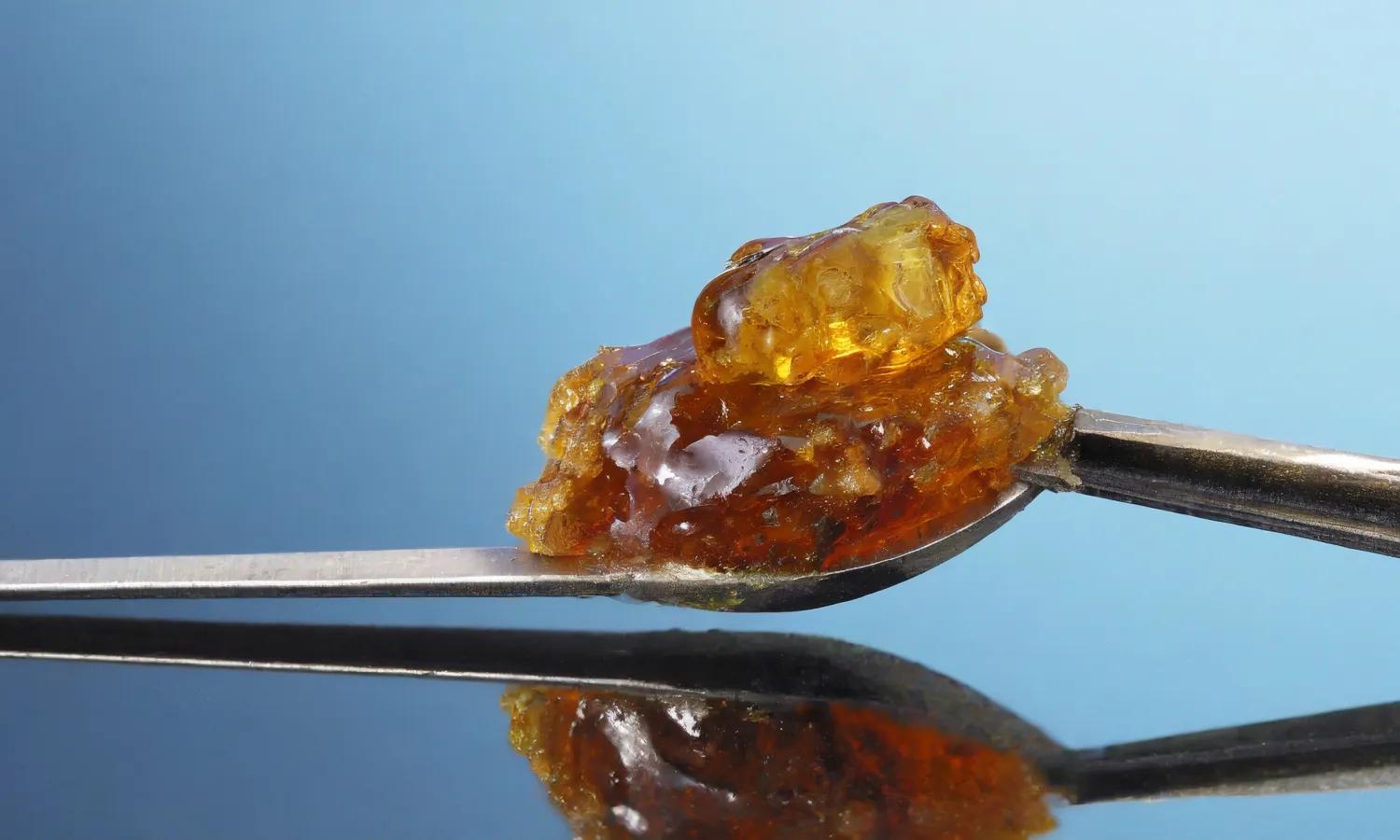 What is Live Rosin? Types, Uses, and Effects