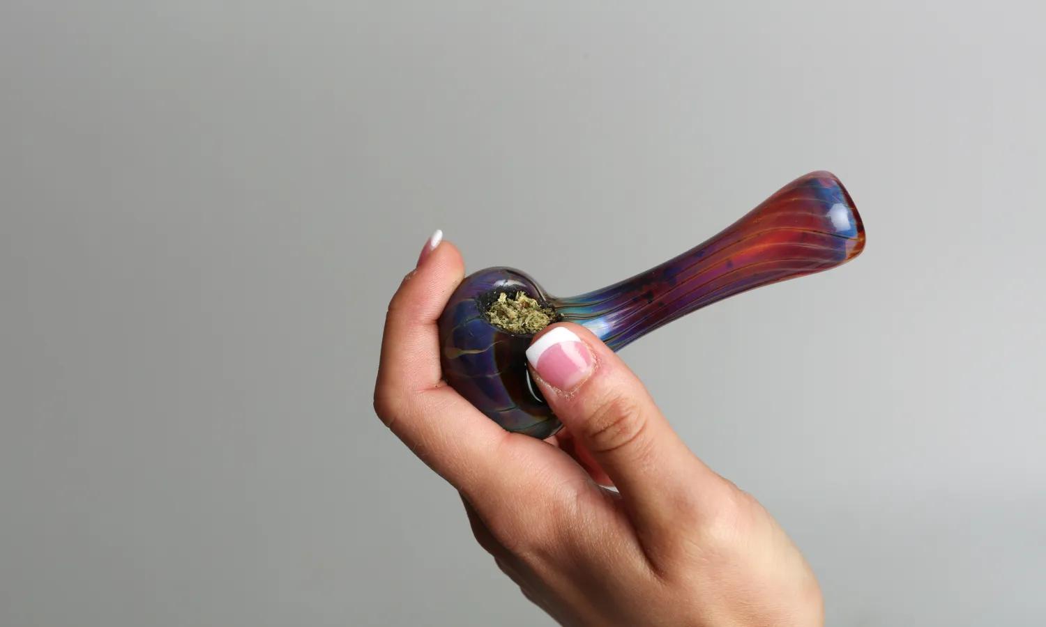 How To Clean a Bowl: Make Your Pipe or Bong Last Longer